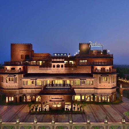 焦特布尔 Radisson Jodhpur酒店 外观 照片 The Oberoi Udaivilas Palace
